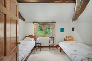 Further bedroom- click for photo gallery